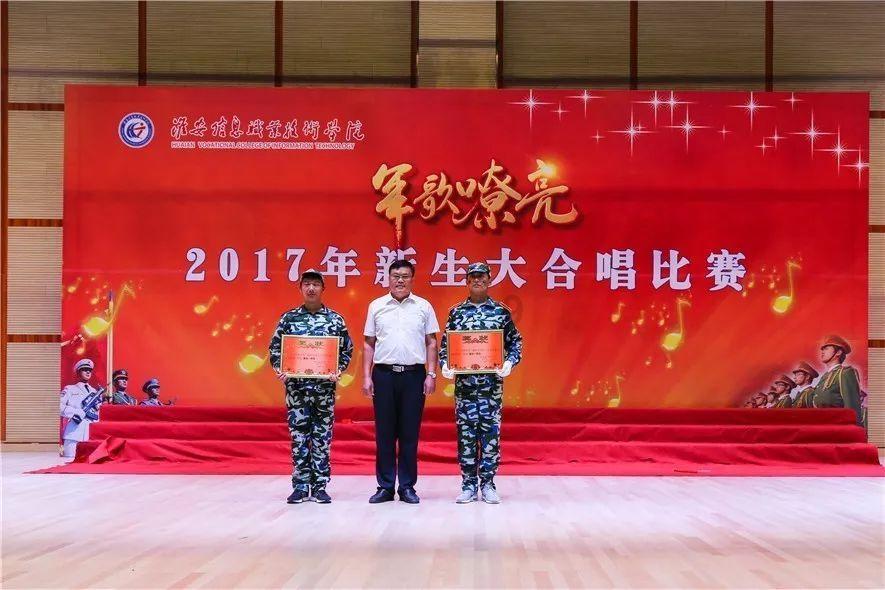 圣诞节送女友什么礼物